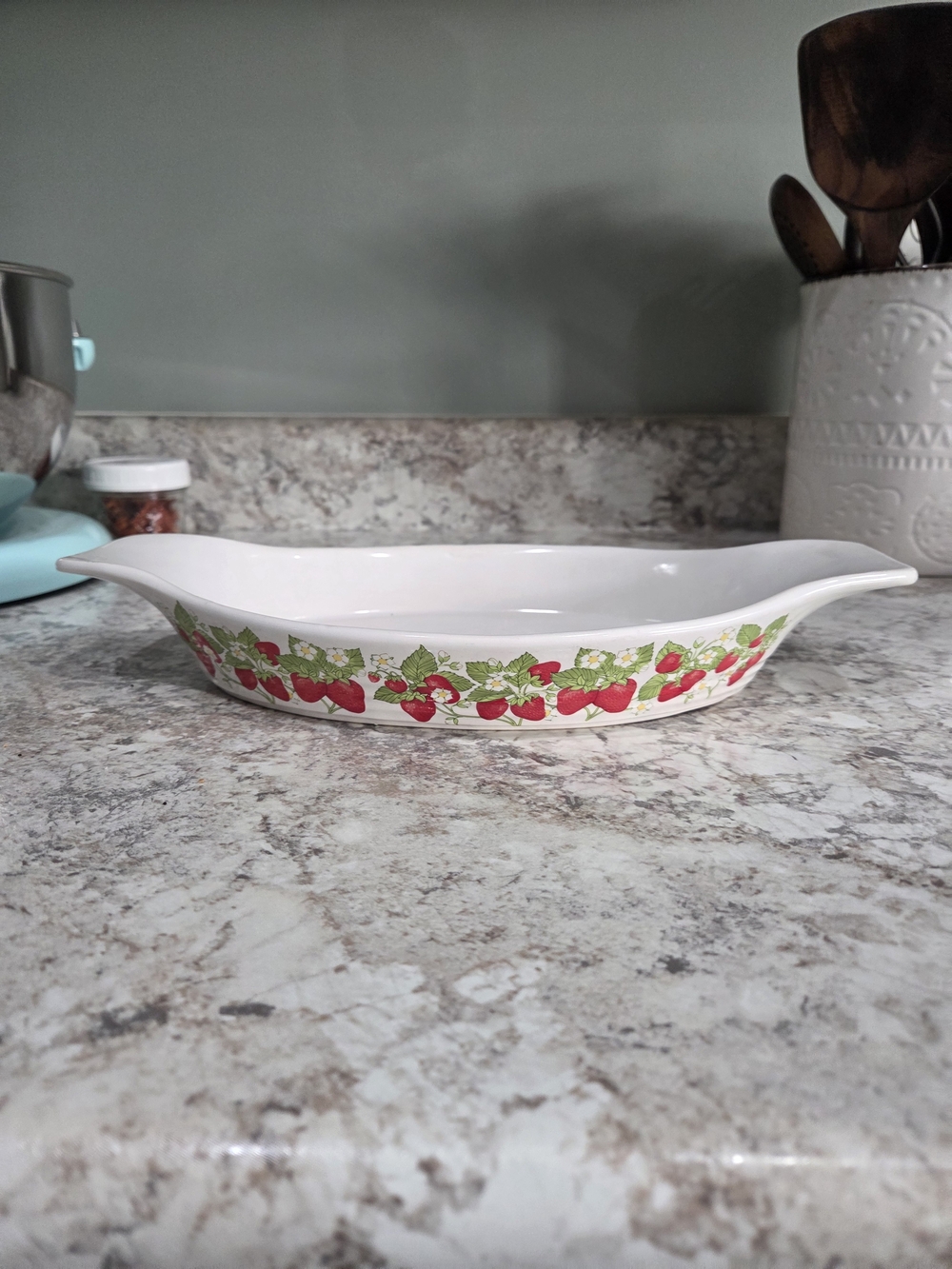 Action-vintage casserole white w/strawberries-stoneware-Japan-cottagecore